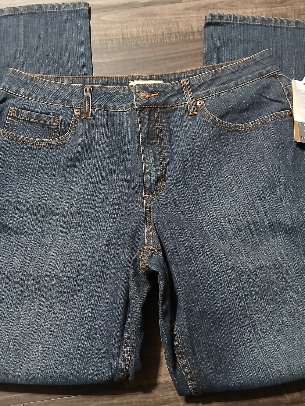 Coldwater Creek Relaxed-Fit Denim Jeans in Medium Blue with Tan Stitching